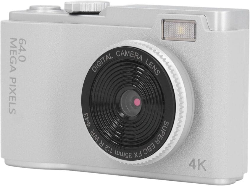 <p><strong>Focket: Câmera Digital 48MP FHD para Vlogging com Zoom 16X e Tela de 2,4" - Só R$259,58!</strong></p>