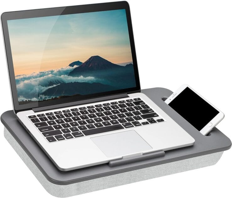 <p><strong>Garanta Conforto com a Mesa de Colo LapGear Sidekick 44215! Suporte Ideal para Laptops de Até 15,6" - R$186,25!</strong></p>