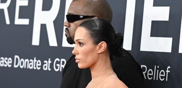 Bianca Censori e Kanye West: Nudez no Grammy sem punição