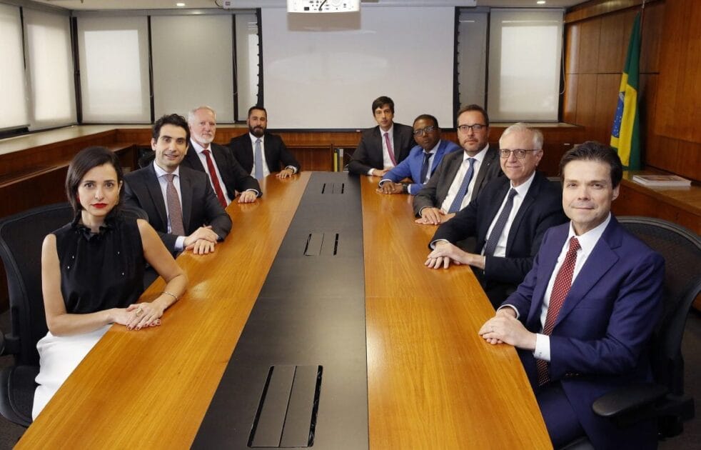 Copom eleva Selic para 13,25%: 1ª reunião com Galípolo