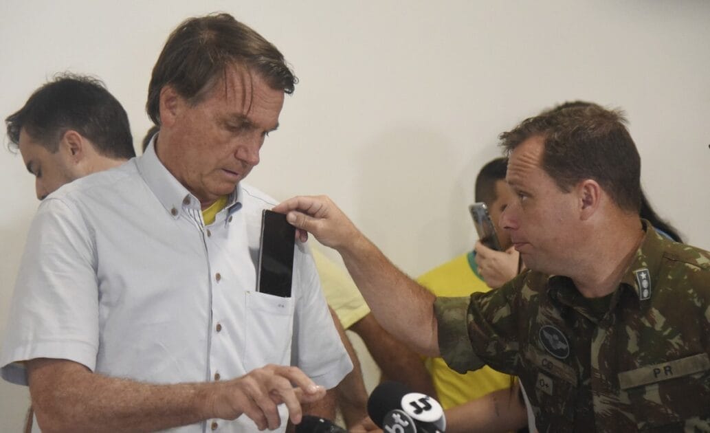 Delação revela pagamento de US$ 86 mil a Bolsonaro por joias