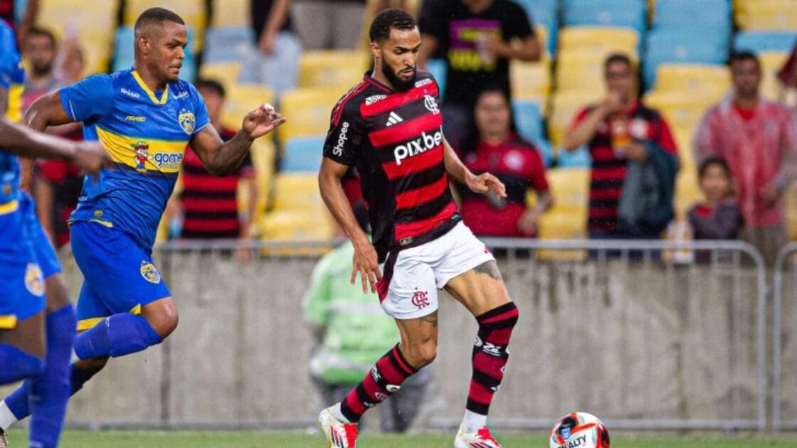 Flamengo vs Vasco: Varela na lateral e novidades na escalação
