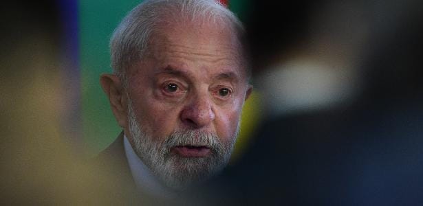 Lula sido 'encastelado' e aliado questionam falta de verdade