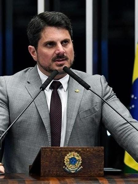Marcos do Val e Soraya desistem da cadeira do Senado
