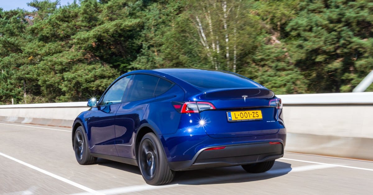 Por que você não deveria comprar um Tesla Model Y agora