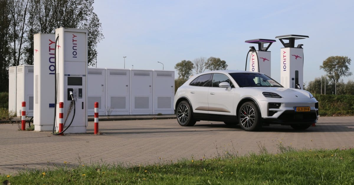 Porsche Macan Elétrico: Autonomia a 100 e 130 km/h