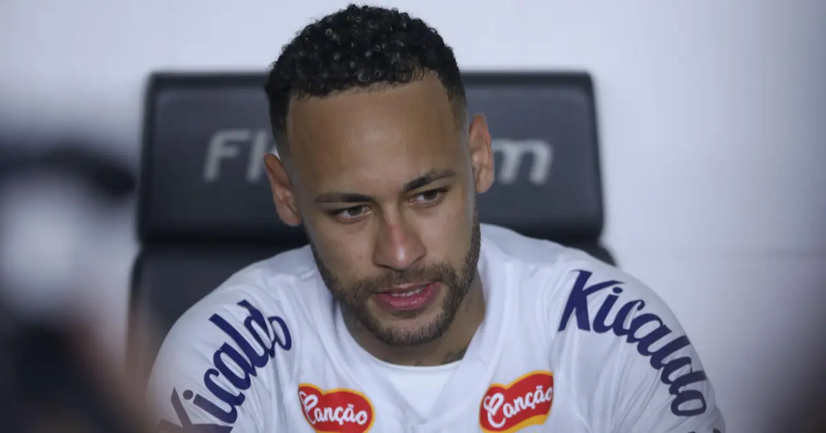 Provocação de Alexandre Jesus a Neymar gera polêmica nas redes