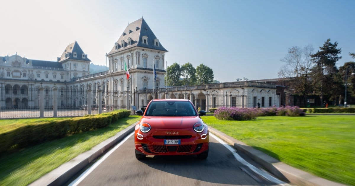 TESTE - é assim que o Fiat 600e difere do Opel Mokka e do Peugeot 2008