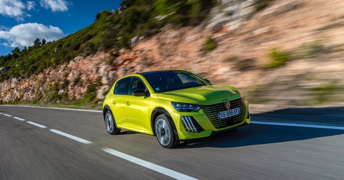 TESTE Peugeot e-208: preço alto, é isso que você recebe em troca