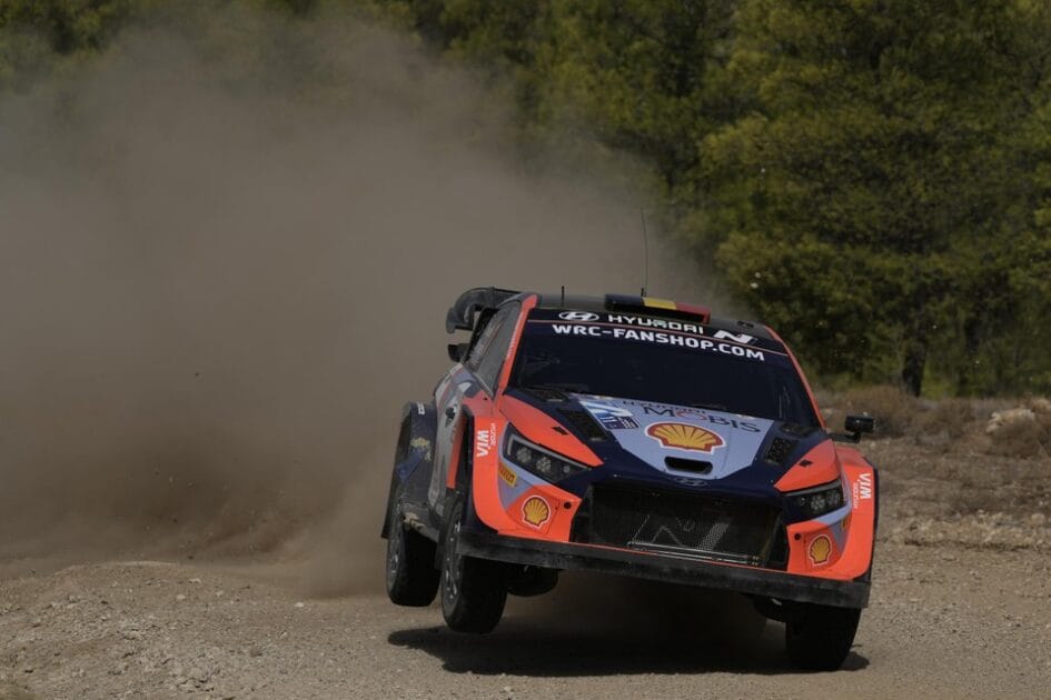Thierry Neuville lidera Rali da Grécia e amplia vantagem no Mundial