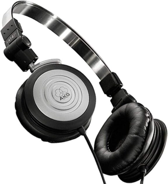 <p><strong>Aproveite! Fone de Ouvido AKG Leves Fechados Preto por R$207,90 - Imperdível!</strong></p>
