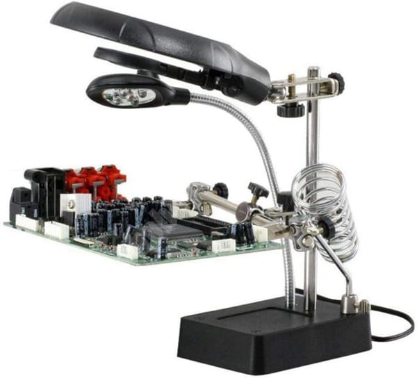 <p><strong>THATA ESPORTES: Lupa com Garras Suporte Ferro Solda LED - R$59,99!</strong></p>