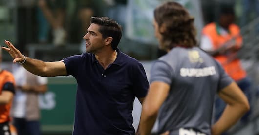 Abel critica falta de criatividade do Palmeiras e pede reforços