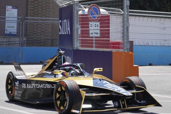 Fórmula E: Vandoorne não completa corrida em Misano; vitória para Wehrlein, da Alemanha