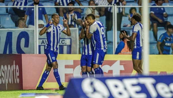 Hygor brilha novamente e Avaí derrota Marcílio Dias no Catarinense