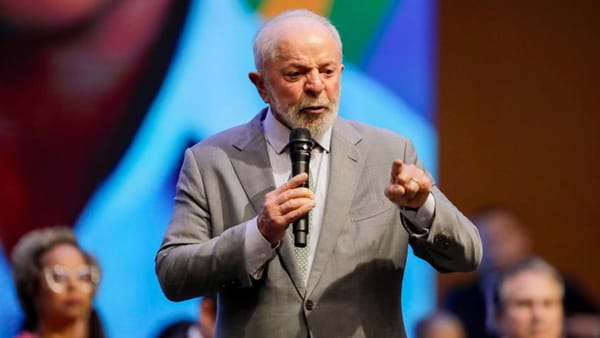 Lula defende que governar para 35% não gera déficit fiscal