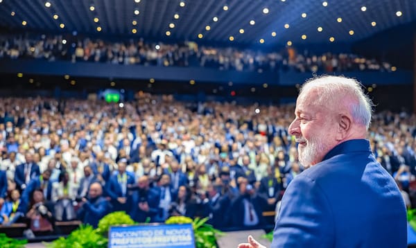 Lula muda discurso para empresários e foca no trabalhador consumidor