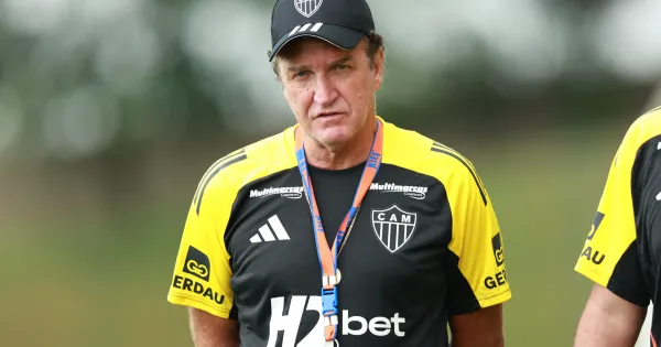 Mudança Estratégica de Cuca na Escalação do Atlético contra o Athletic