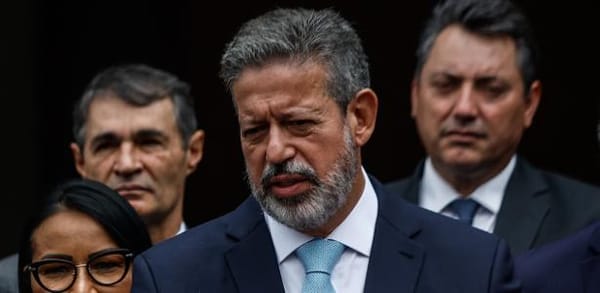 PF Interroga Parlamentares em Caso de Manobra de Lira
