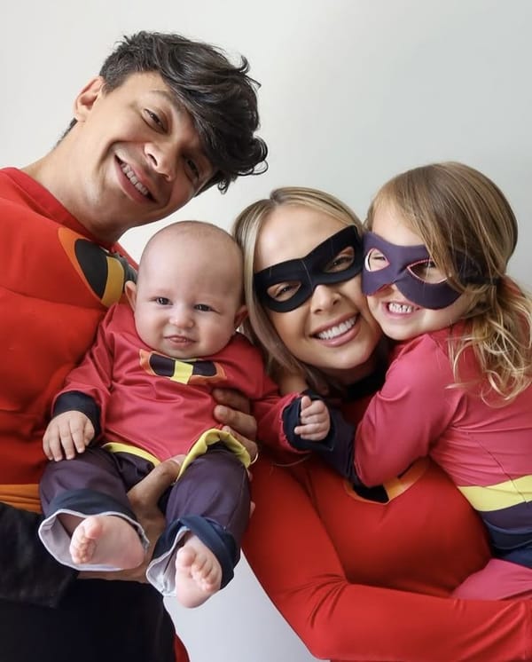 Tata Estaniecki confirma que reatou relacionamento com Júlio Cocielo