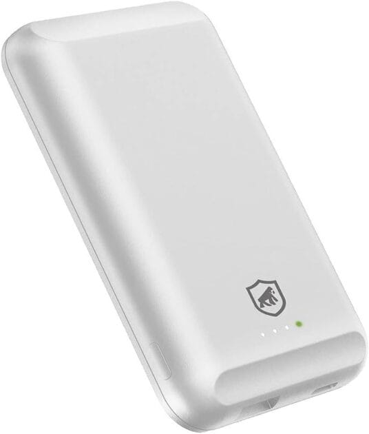 <p><strong>Gshield: Carregador Portátil Magnético Wireless com Magsafe – 5.000 mAh por R$397,00!</strong></p>