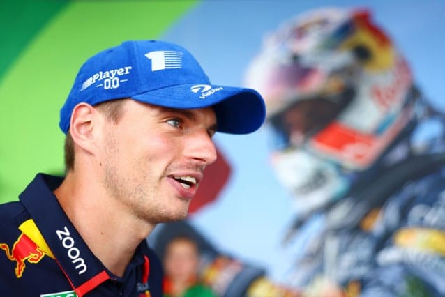 Max Verstappen lança novo jogo para conquistar fãs de corridas